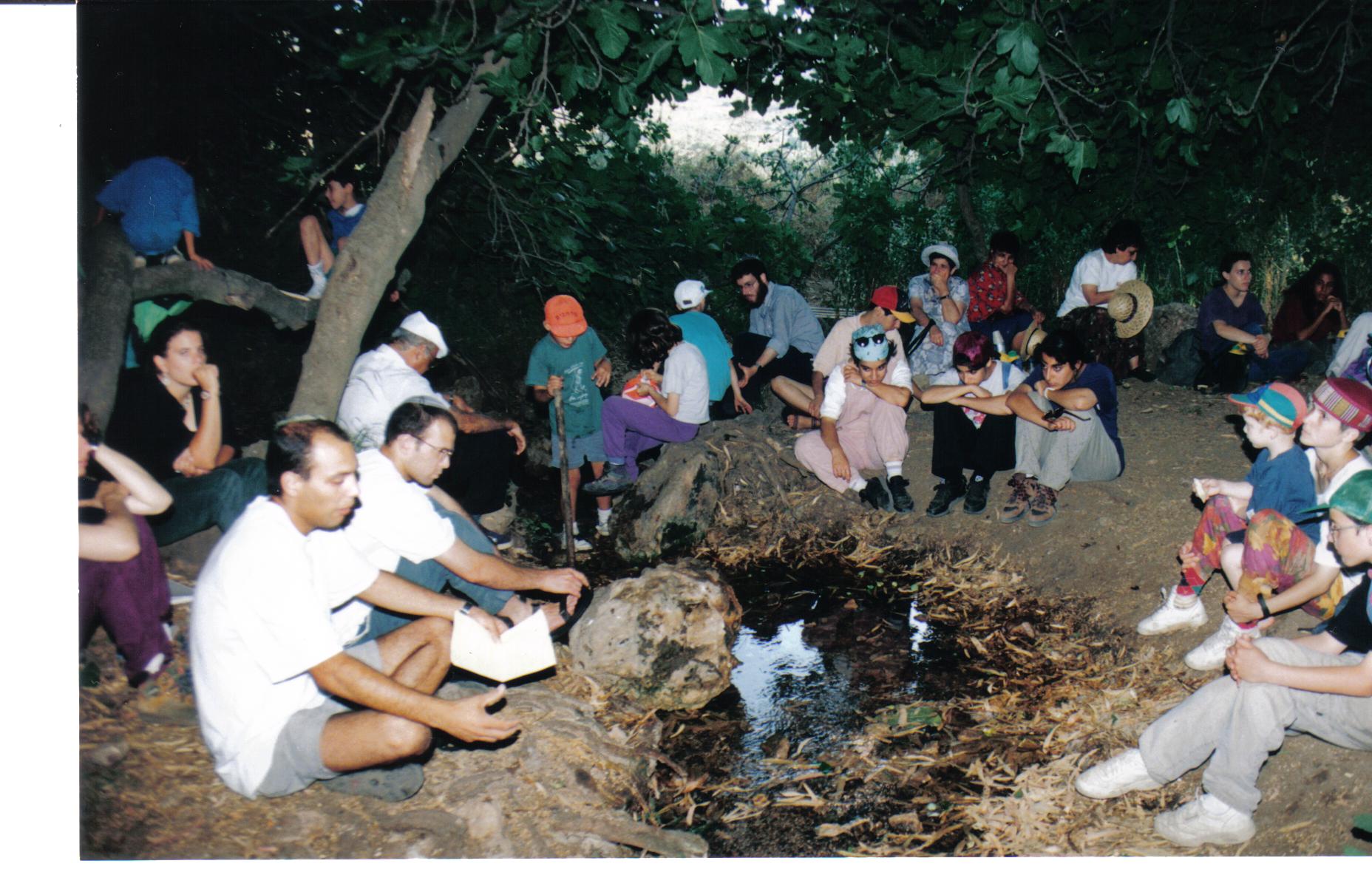 179e9d34-%D7%A2%D7%99%D7%9F%20%D7%9E%D7%98%D7%A2%20%D7%97%D7%99%D7%A8%D7%91%D7%AA%20%D7%97%D7%A0%D7%95%D7%AA%20005