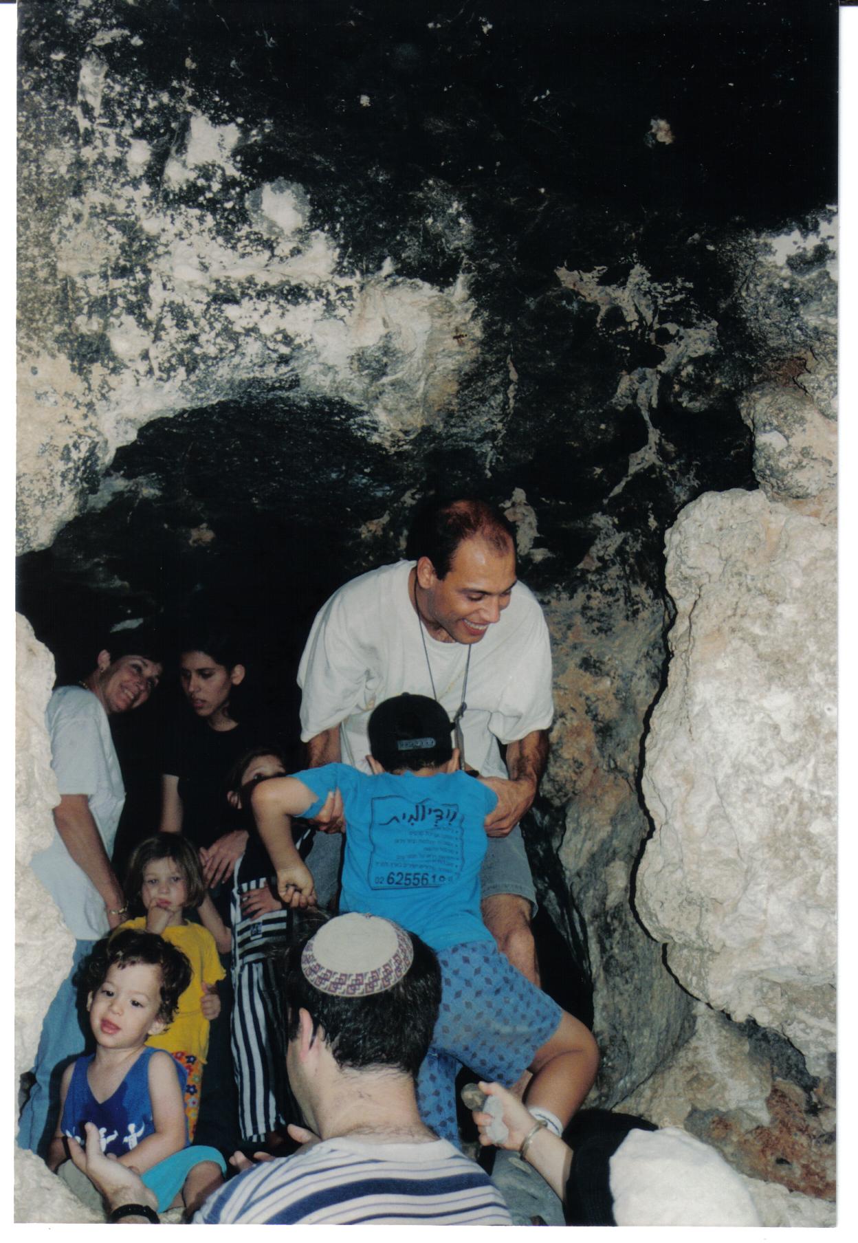 2051d17d-%D7%99%D7%A2%D7%A8%20%D7%91%D7%9F%20%D7%A9%D7%9E%D7%9F%20019