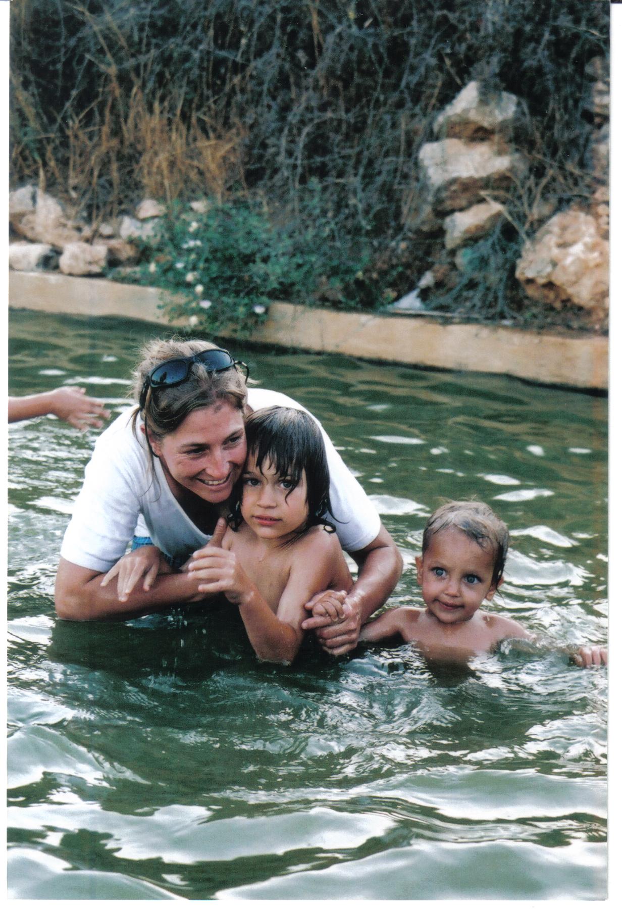 2e2d4203-%D7%A2%D7%99%D7%9F%20%D7%9C%D7%91%D7%9F%20006