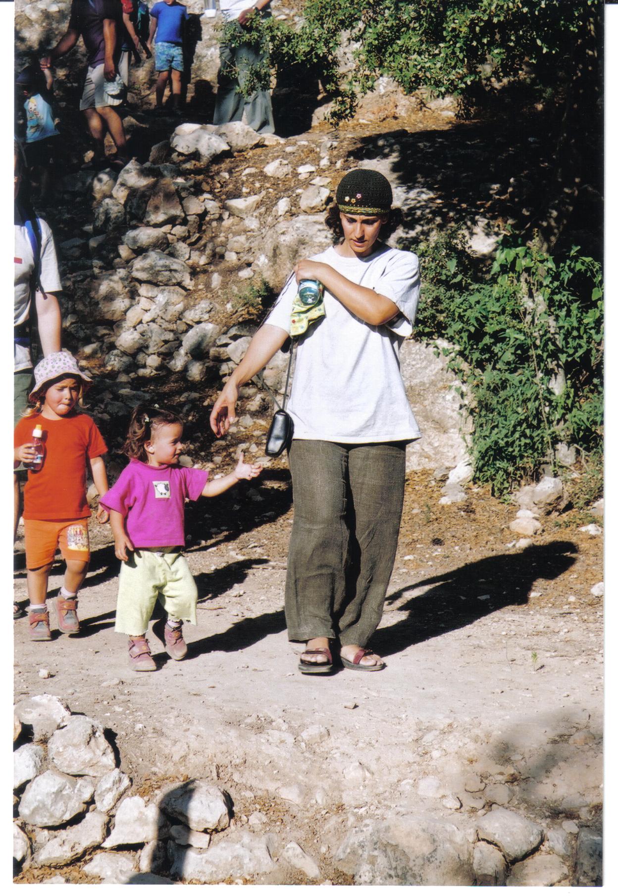 3d7c5570-%D7%9E%D7%A2%D7%99%D7%99%D7%A0%D7%95%D7%AA%20%D7%91%D7%A8%D7%9B%D7%A1%20%D7%90%D7%95%D7%A8%D7%94%20%D7%95%D7%A2%D7%9E%D7%99%D7%A0%D7%93%D7%91%20006