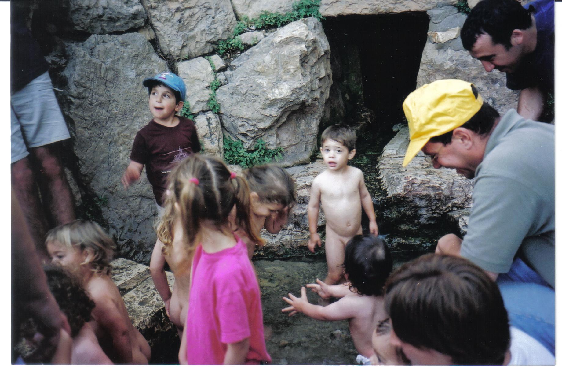 4454a147-%D7%9E%D7%A2%D7%99%D7%9F%20%D7%94%D7%A1%D7%98%D7%A3%20005