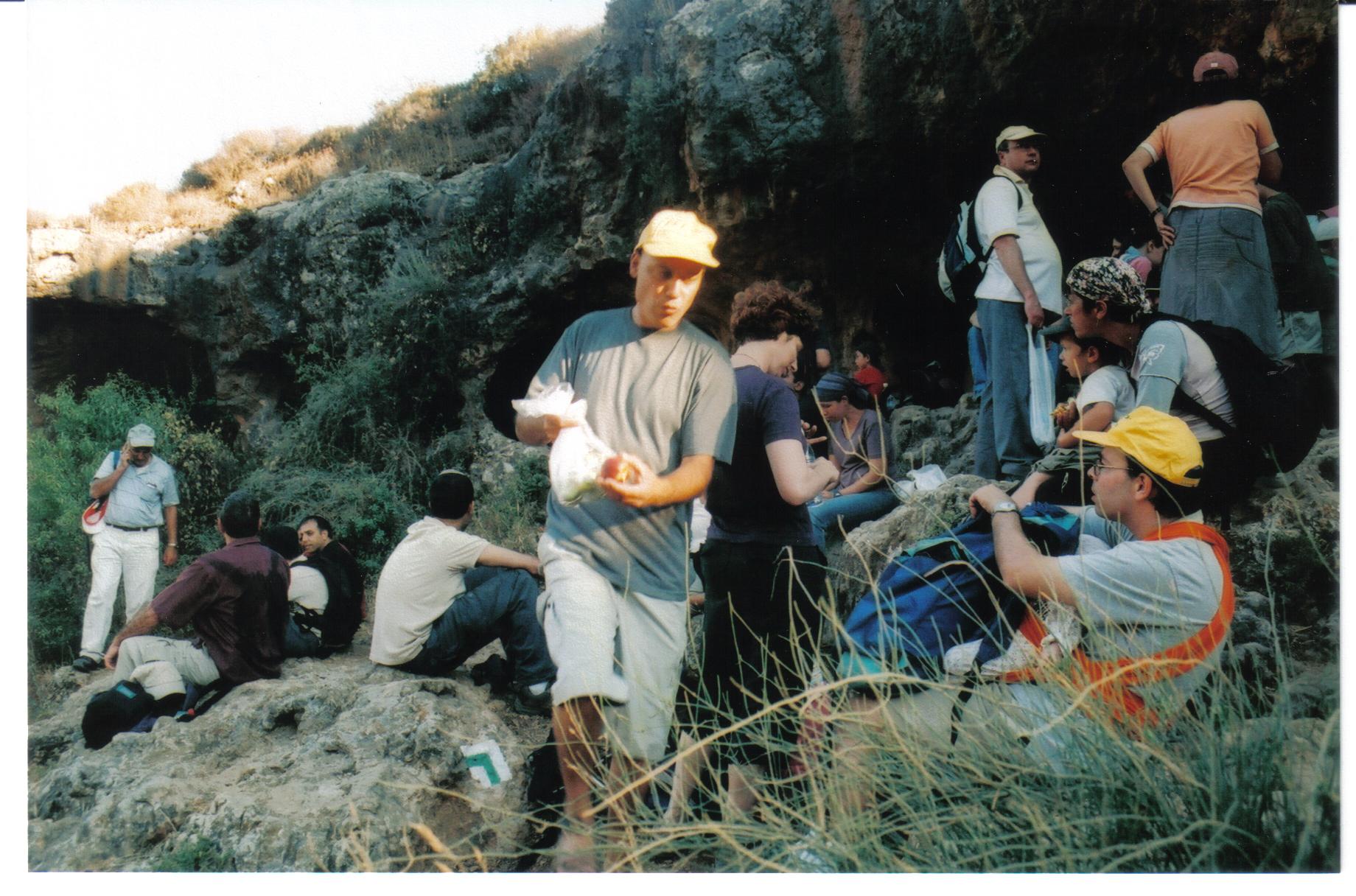 848fc583-%D7%A0%D7%97%D7%9C%20%D7%97%D7%9C%D7%99%D7%9C%D7%99%D7%9D%20%D7%9E%D7%9E%D7%91%D7%A9%D7%A8%D7%AA%20%D7%9C%D7%A2%D7%99%D7%A0%D7%95%D7%AA%20%D7%AA%D7%9C%D7%9D%20007