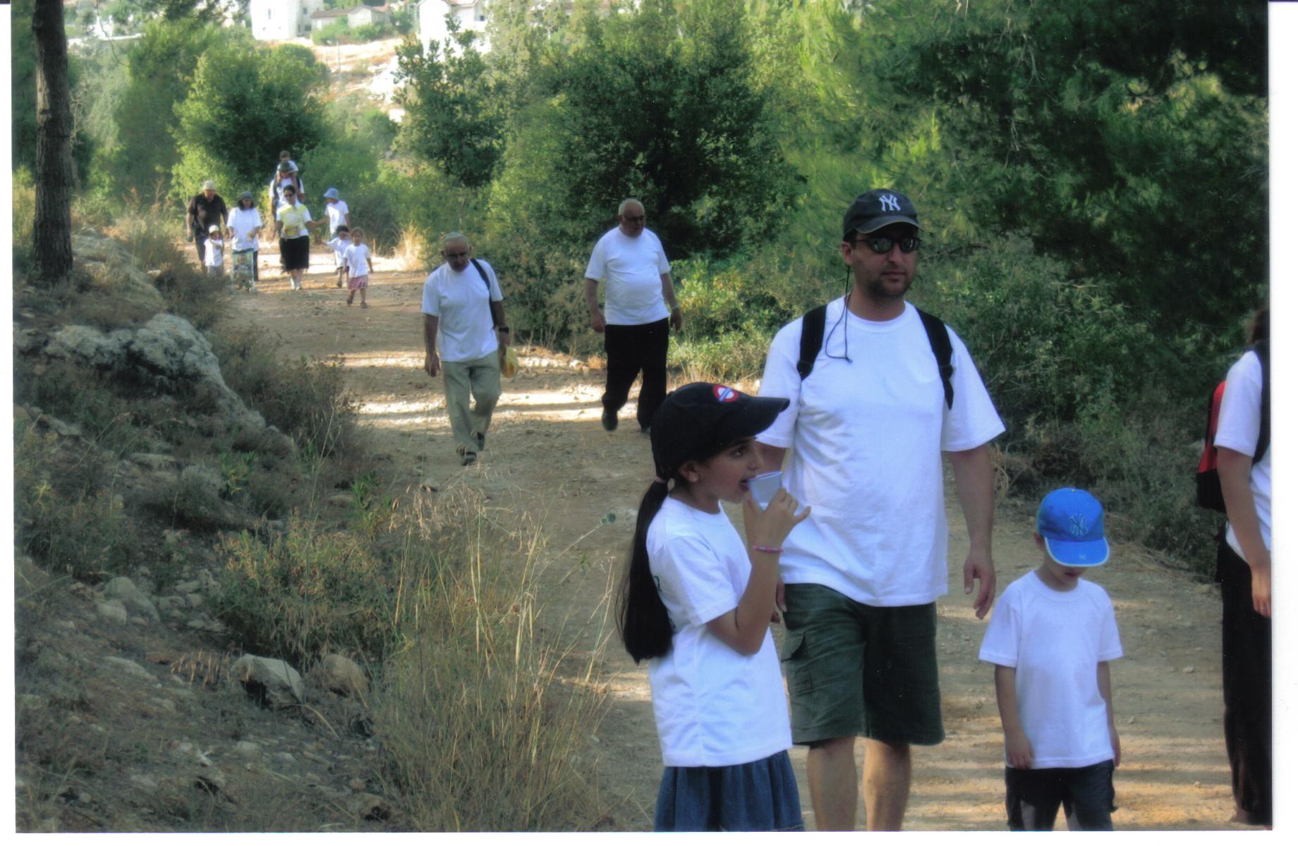 b1d22dda-%D7%94%D7%A8%20%D7%97%D7%A8%D7%AA%20%D7%A2%D7%99%D7%9F%20%D7%97%D7%A8%D7%AA%20003