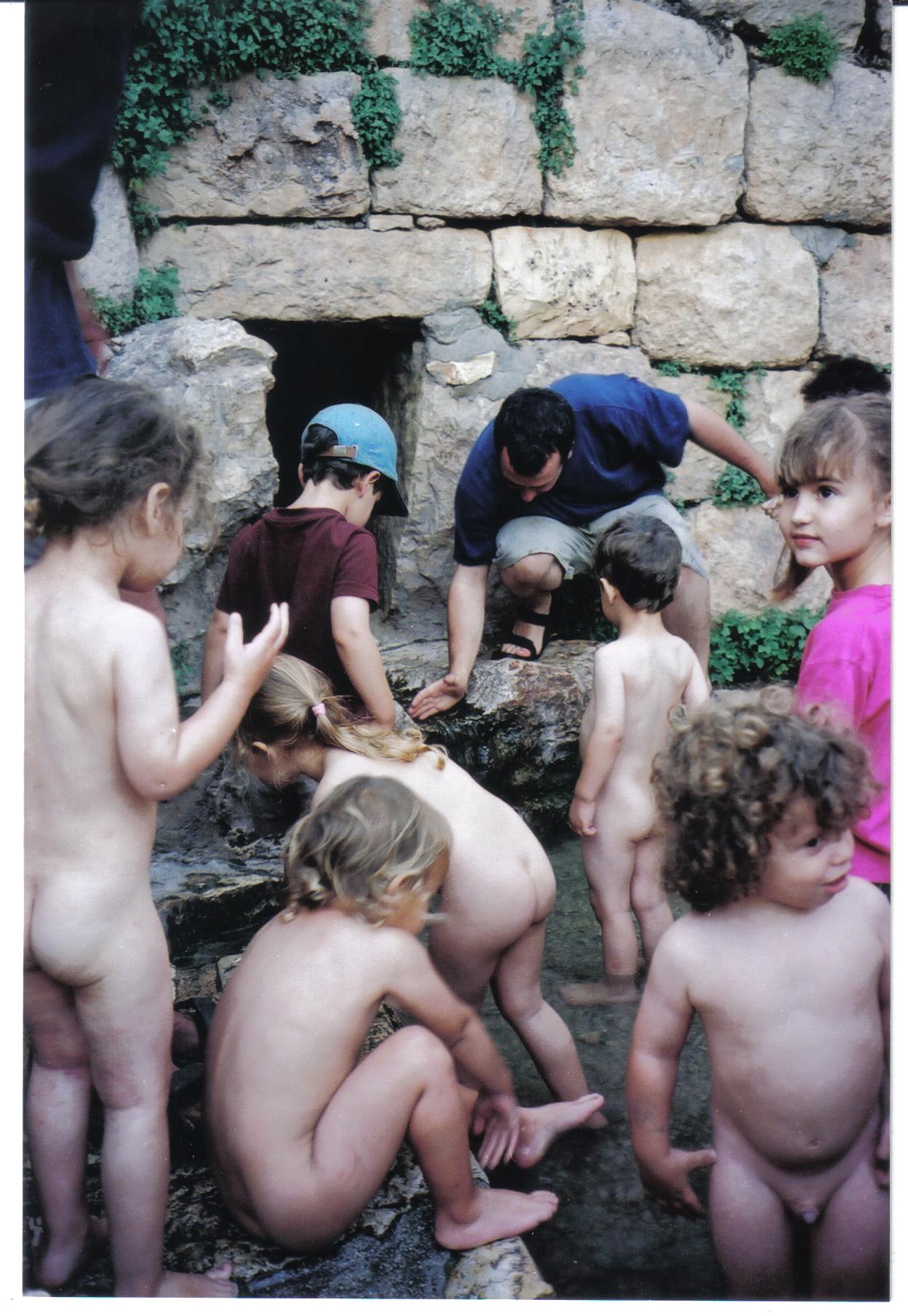 b1f8ecb5-%D7%9E%D7%A2%D7%99%D7%9F%20%D7%94%D7%A1%D7%98%D7%A3%20002