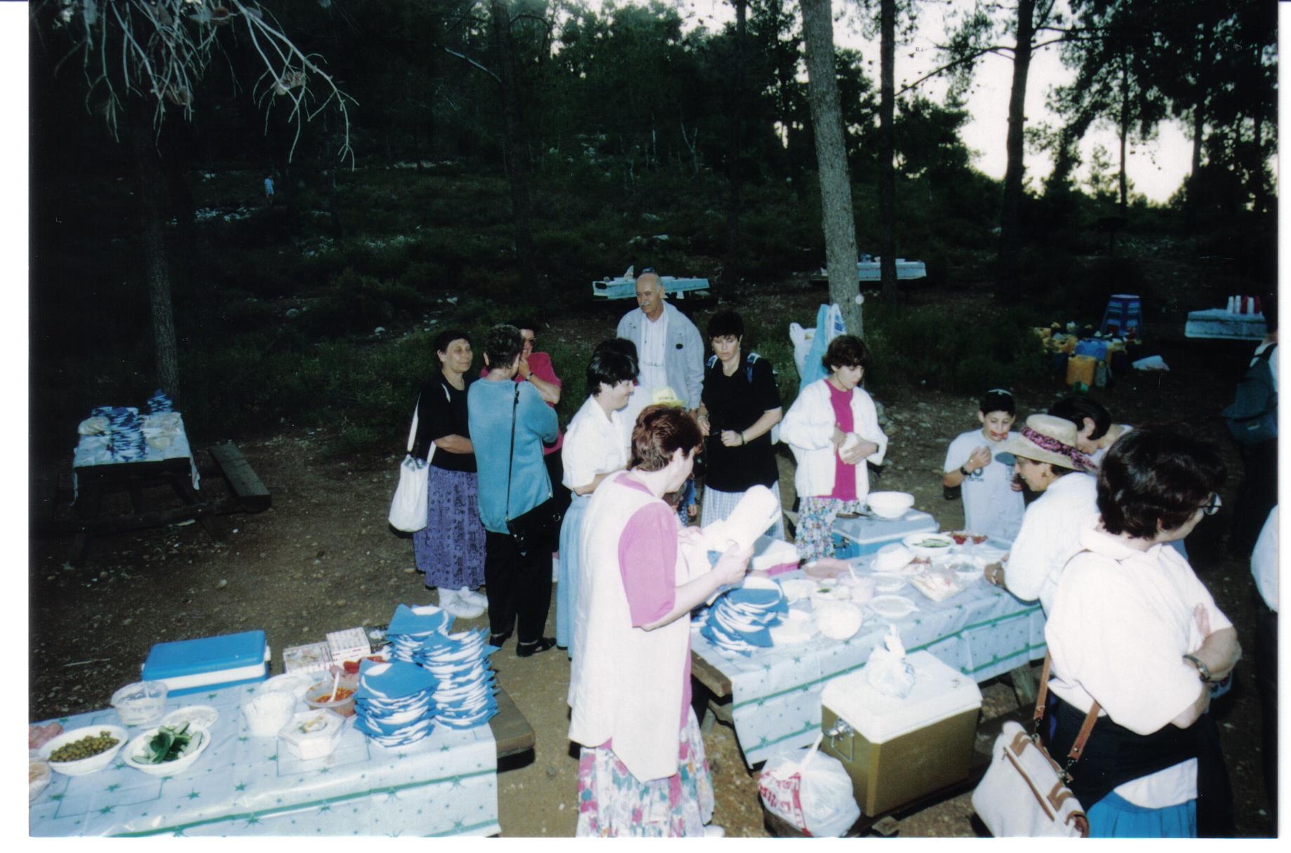 c5a44962-%D7%A2%D7%99%D7%9F%20%D7%A0%D7%98%D7%A3%20%D7%95%D7%94%D7%A8%20%D7%94%D7%A8%D7%95%D7%97%20005