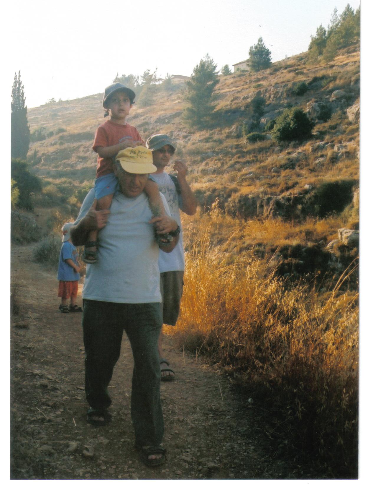 d7c0945f-%D7%A0%D7%97%D7%9C%20%D7%97%D7%9C%D7%99%D7%9C%D7%99%D7%9D%20%D7%9E%D7%9E%D7%91%D7%A9%D7%A8%D7%AA%20%D7%9C%D7%A2%D7%99%D7%A0%D7%95%D7%AA%20%D7%AA%D7%9C%D7%9D%20002