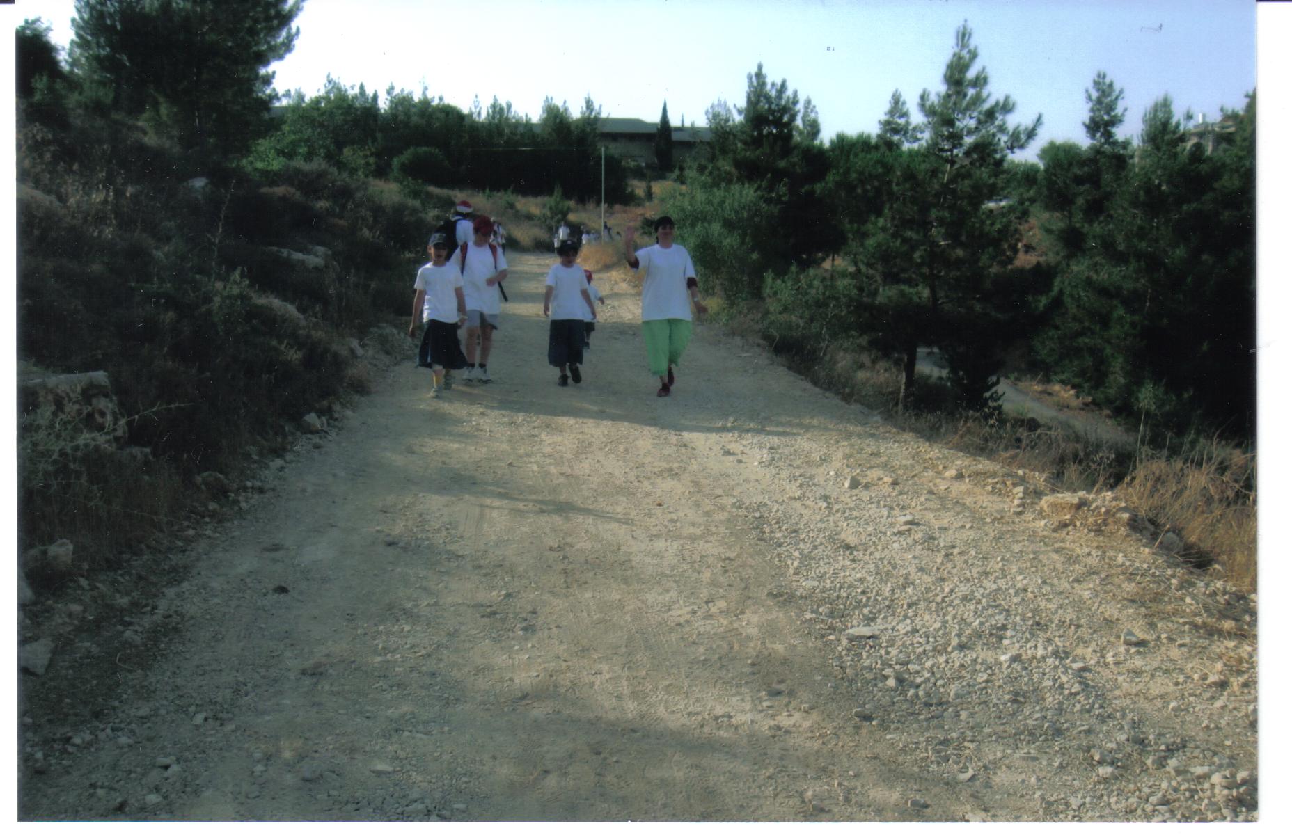 f7580091-%D7%94%D7%A8%20%D7%97%D7%A8%D7%AA%20%D7%A2%D7%99%D7%9F%20%D7%97%D7%A8%D7%AA%20002